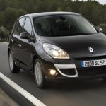renault-scenic-2010-01