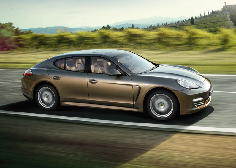 Porsche Panamera 4