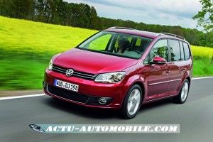 Nouveau Volkswagen Touran : 4,6 L / 100 km en TDI