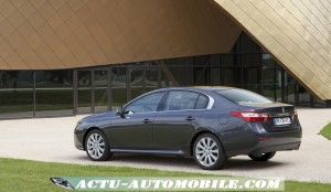 Plus d’infos sur la Renault Latitude