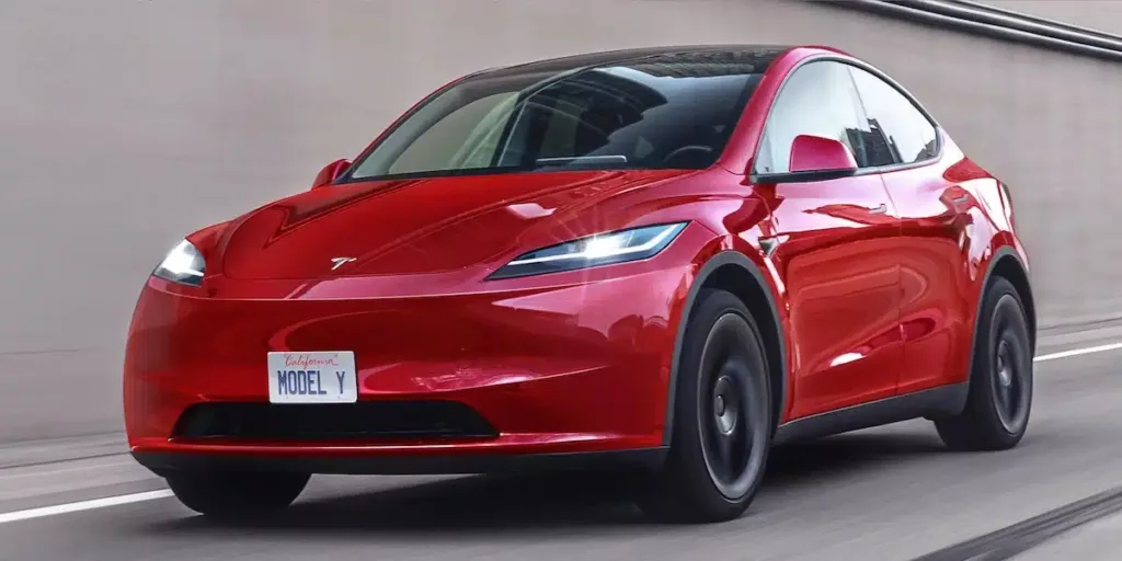 Tesla Model Y 2025