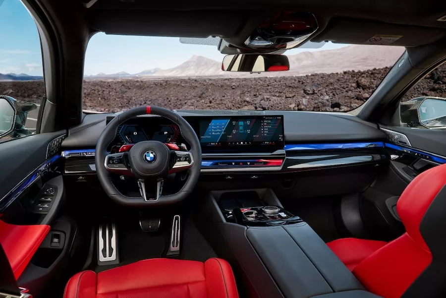 L'intérieur de la BMW M5 Touring