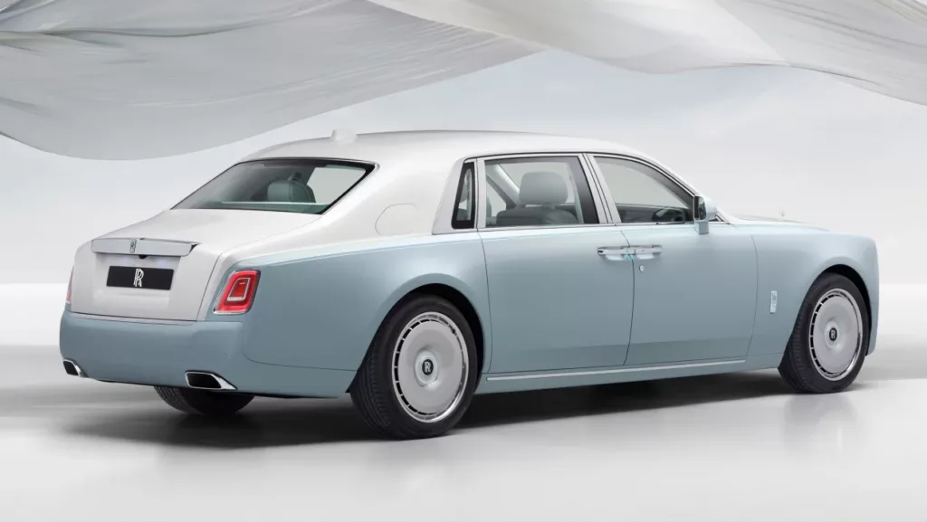 Rolls-Royce Phantom Scintilla