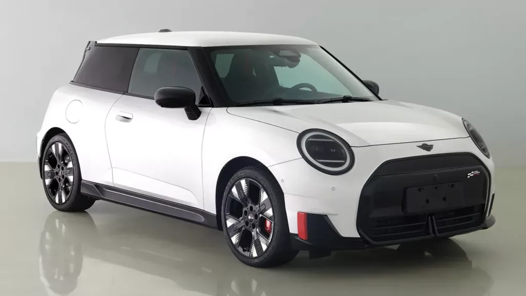 Nouvelle MINI John Cooper Works E : une fuite avant sa première mondiale