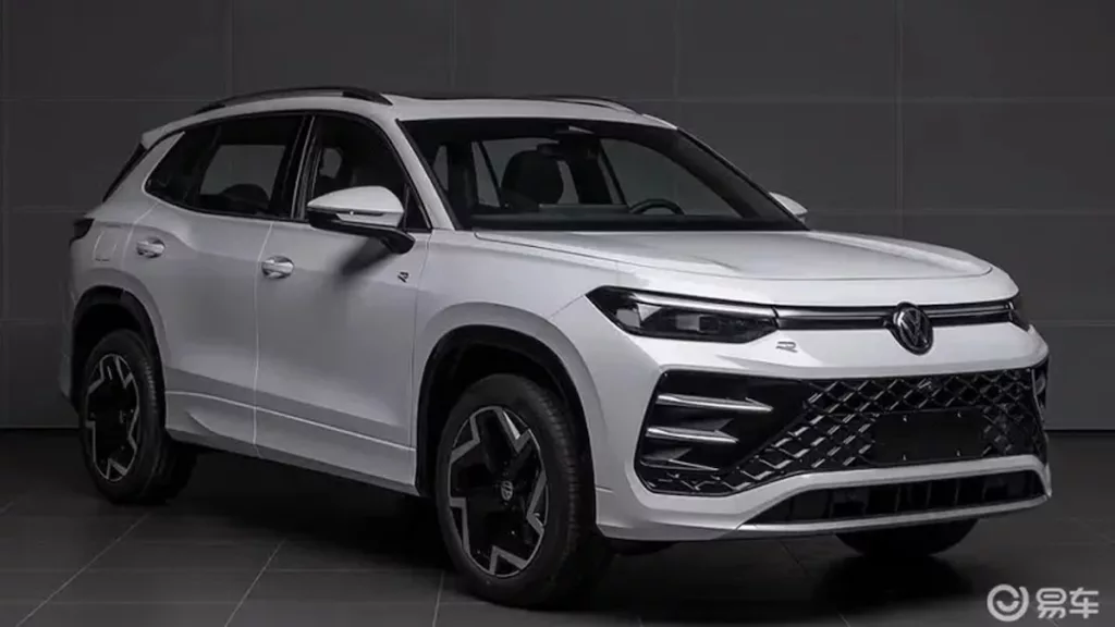 Le Volkswagen Tayron 2025, remplaçant du Tiguan Allspace, sera dévoilé en octobre 2024.