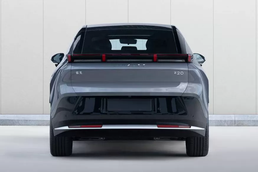 Lynk & Co Z20