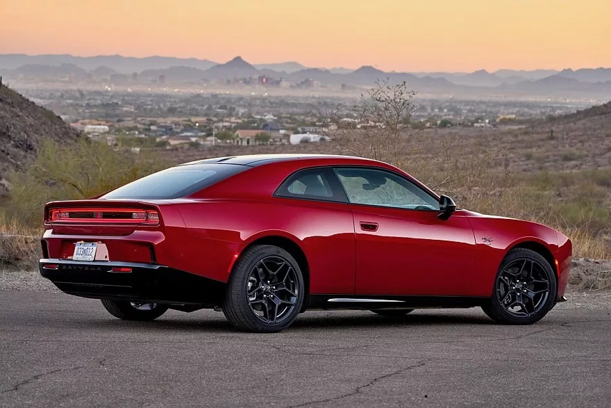 Dodge Charger 2025