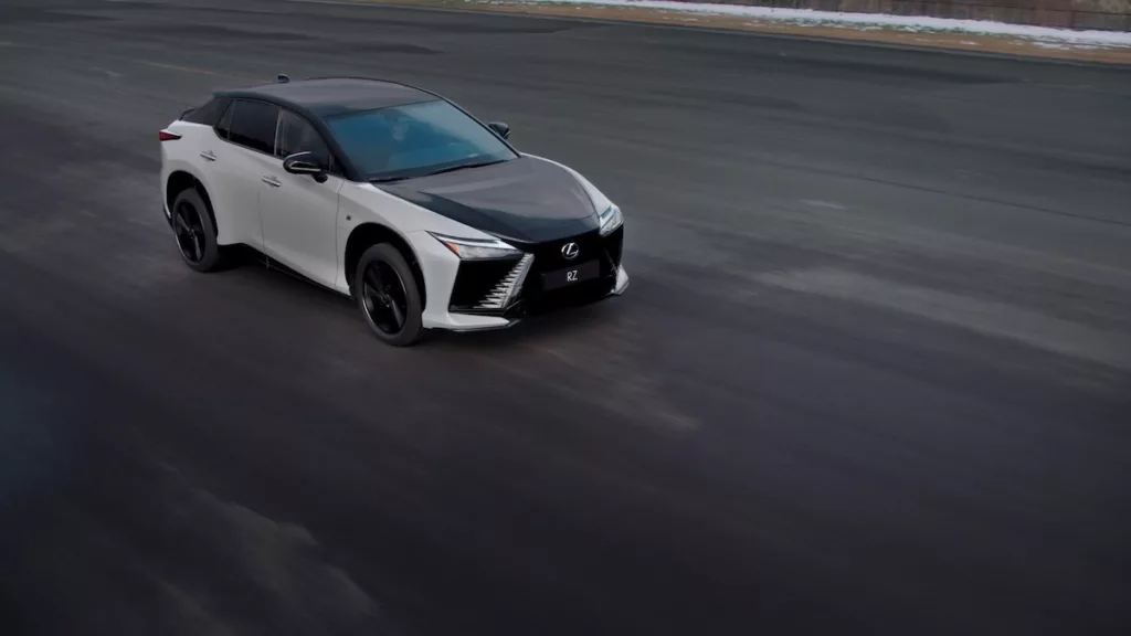 Lexus RZ 2025